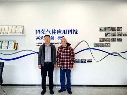 Professor Li Visits for Technical Exchange Gas Recycling Innovations